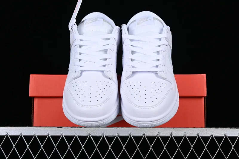 All categories Nk SB Dunk series Nk SB Dunk Low low-top sneakers N version Nk Dunk Low "Pure Platinum" white gray SB low-top sports and leisure sneakers DV0831-101